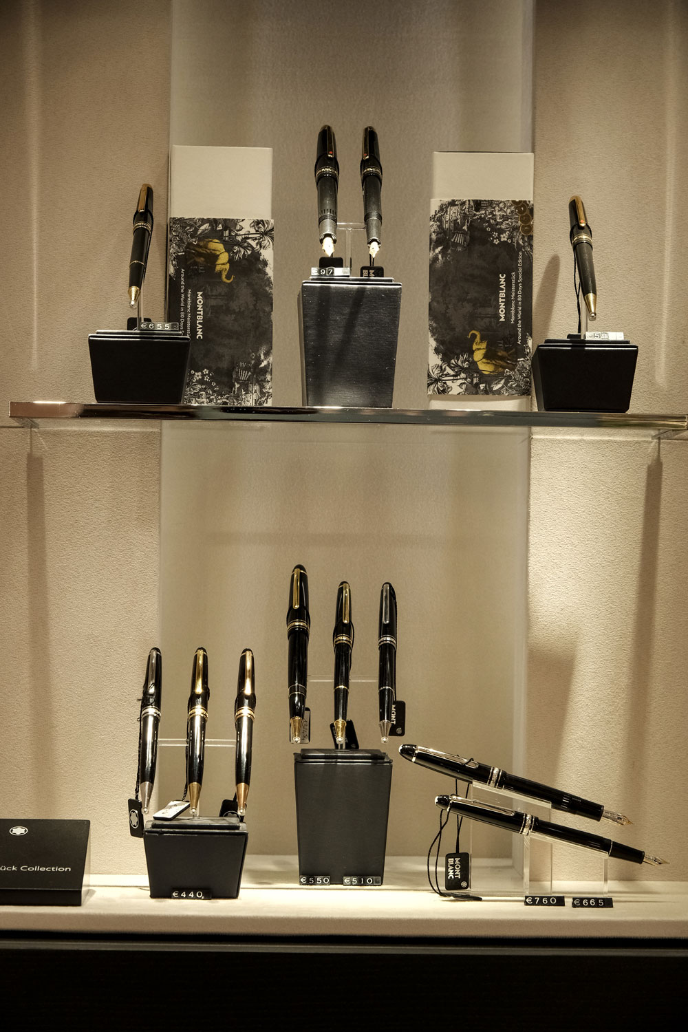 GIOIELLERIA DA RE - presso il Centro Commerciale IL CENTRO - ad Arese